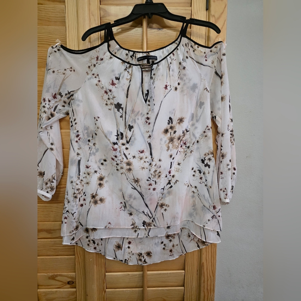White House Black Market Floral Cold Shoulder Blouse